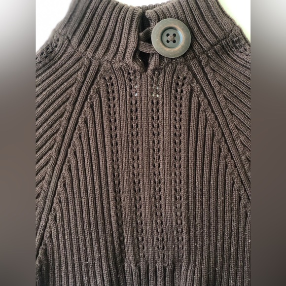 COPY - Dark Brown Warm Embrace Poncho, one size, outlander style, crochet, vint… - Picture 4 of 7